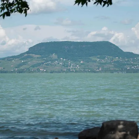 Holiday In 51271 Сasa de vacaciones Balatonlelle